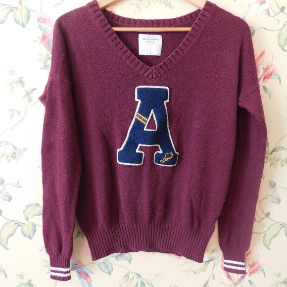Abercrombie & Fitch Sweaters - 🌳🍃  *Price firm* 🦌  Abercrombie & Fitch Vintage Letter A Varsity Sweater